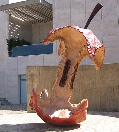 Claes Oldenburg - Apple