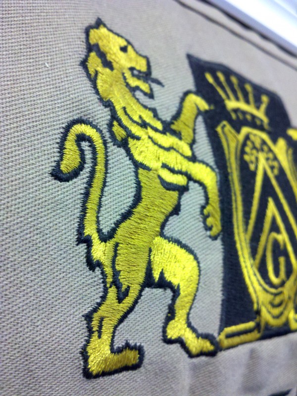 Digitizing With Dimension | Machine Embroidery Heraldic Lion- Legs
