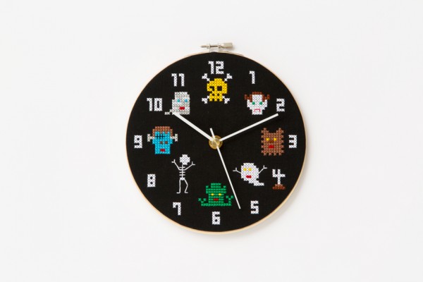 Makoto Oozu | Cross Stitch Makoto Oozu - Monster Clock