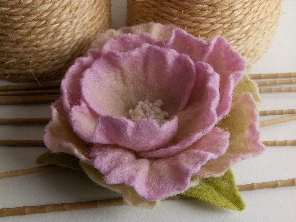 Needle Felt And Fiber Flowers Felttess