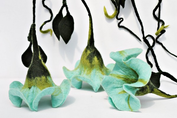 Needle Felt And Fiber Flowers Mafiz